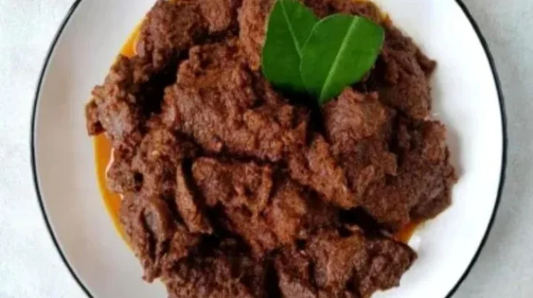 Resep Rendang Daging Sapi yang Gurih dan Empuk