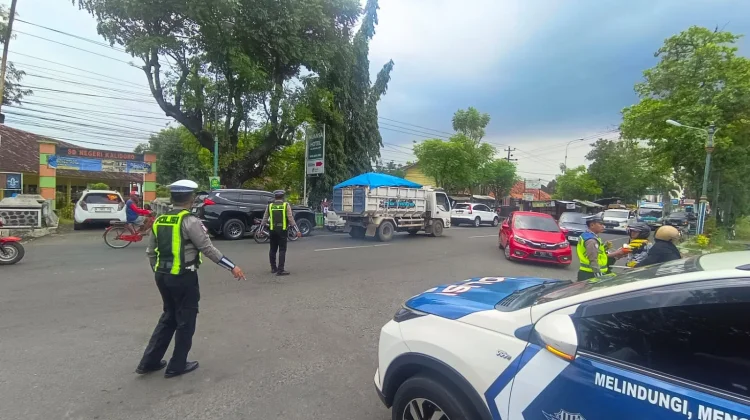 Arus Mudik -  Balik di Pati Aman, Kapolres Apresiasi Sinergi Petugas dan Masyarakat