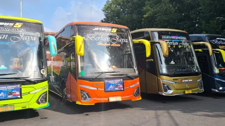 Diangkut 6 Bus, 300 Perantau Asal Kudus Ikuti Program Balik Gratis ke Jakarta