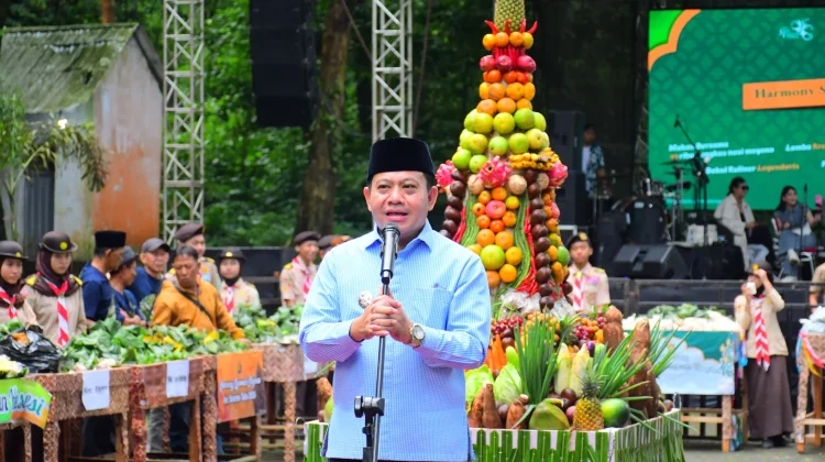 Harmoni Syawalan Kabupaten Pekalongan Bagikan 10 Ribu Nasi Megono