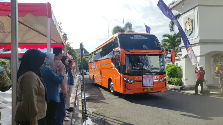 Perantau Merasa Terbantu dengan Fasilitas Bus Balik Rantau