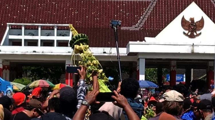 Pesta Rakyat Semarakkan Peringatan ke-42 Perpindahan Ibu Kota Kabupaten Magelang