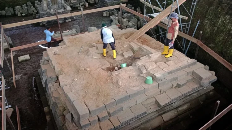 Perkuat Konstruksi, Tim Ahli Pugar Situs Candi Losari Magelang
