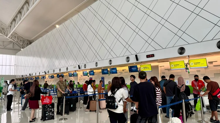 Arus Mudik Lebaran, Bandara Jenderal Ahmad Yani Layani 157 Ribu Penumpang