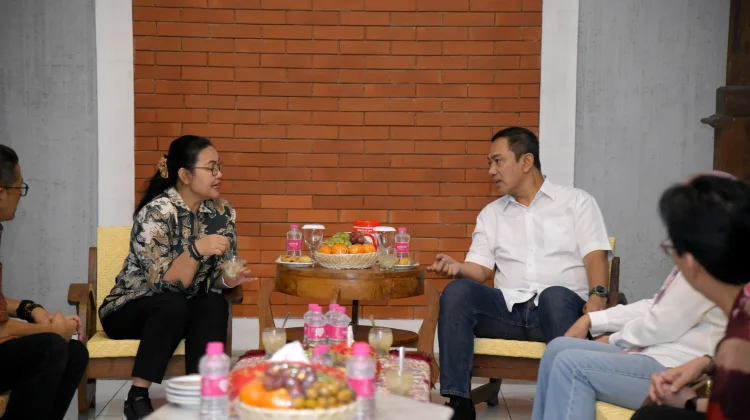 Sambangi Mantan Wali Kota, Agustina Bahas Keberlanjutan Program