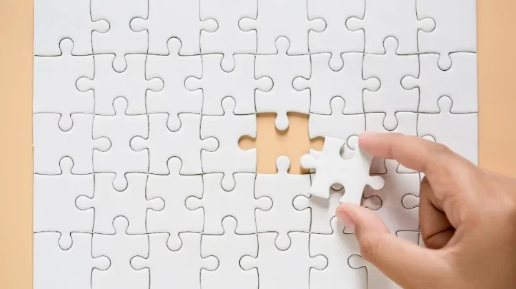 Main Puzzle Bikin Ketagihan, Ini Penjelasan Psikologisnya