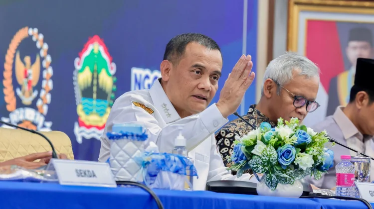 Genjot Pendapatan Jateng, Ahmad Luthfi Tegaskan BUMD Harus Untung