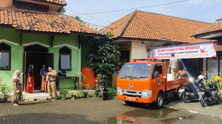 Sepekan Banjir, Aktivitas Warga di Sejumlah Wilayah Kabupaten Pekalongan Lumpuh