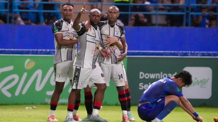 Gol Dramatis Boaz di Menit 90, Persipura Tempel Ketat PSS Sleman