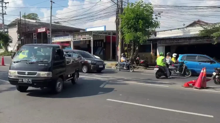 Halo RRI: Masyarakat Harap Pertigaan Kedungmundu Raya Arah Krematorium Diatur
