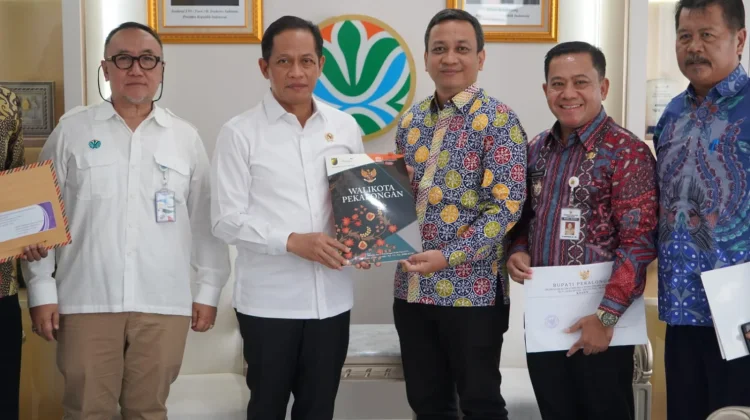 Empat Daerah di Pekalongan Raya Siap Bangun PLTS untuk Atasi Sampah