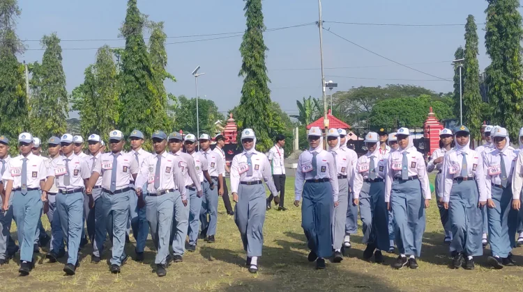 Seleksi Paskibraka Kendal Berlanjut, 246 Peserta Ikuti Tes Kesehatan dan Parade