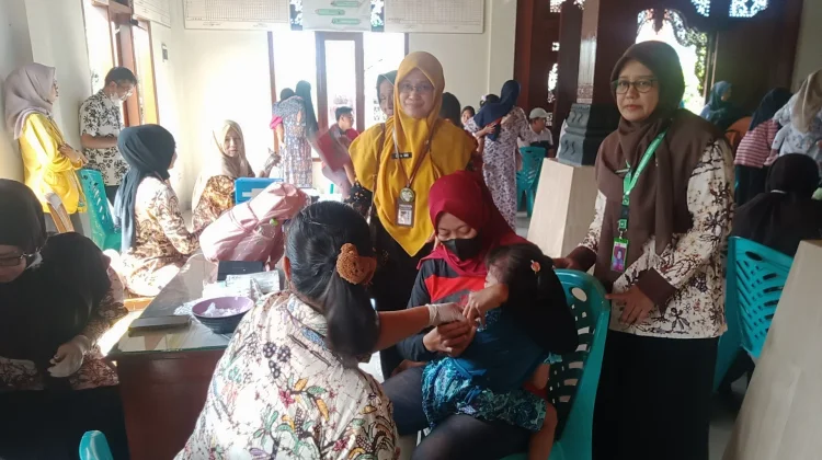 Kasus Campak Meningkat, Dinkes Pati Gencarkan Imunisasi ORI di Jambean Kidul