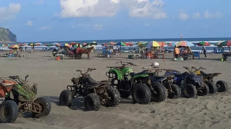 Bermain ATV, Sensasi Baru Menikmati Liburan di Pantai