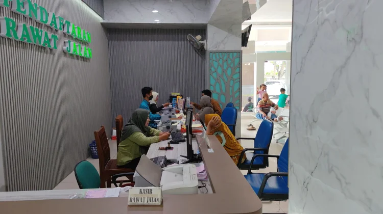 Antrean Pagi Membludak, RSUD Rembang Tambah Layanan Poli Sore