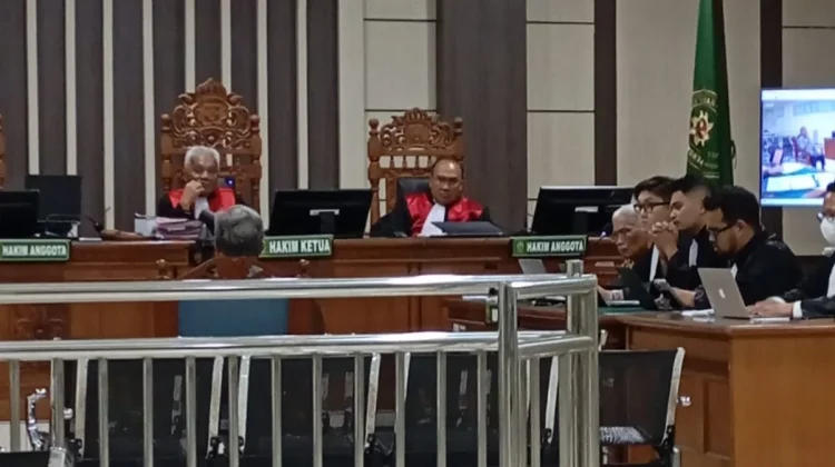 Sidang Korupsi Eks Dirut Bank Jateng, Hadirkan Ahli Hukum Bisnis Perbankan UGM