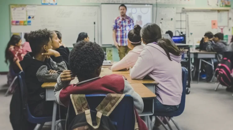 Konsep Belajar Relasional, Bangun Rasa Aman Anak