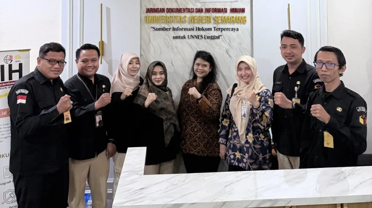 Tingkatkan Pengelolaan JDIH, Bawaslu Kota Semarang Lakukan Studi ke Unnes