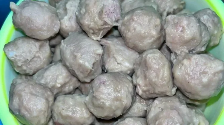 Resep Membuat Bakso Sendiri di Rumah