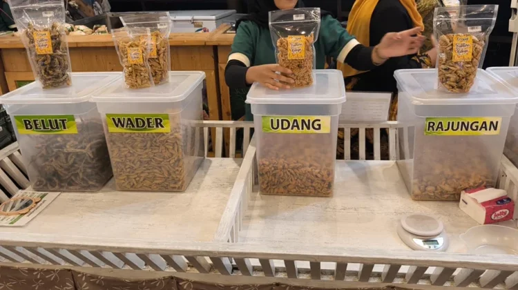 Keripik di Jawa Tengah Jadi Sensasi Baru, dari Belut hingga Rajungan