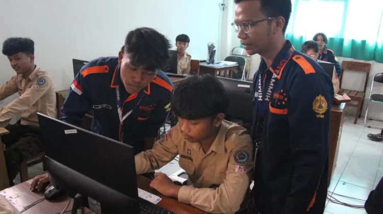 Belajar Interaktif, School Visit USM Kenalkan Machine Learning ke Siswa SMK