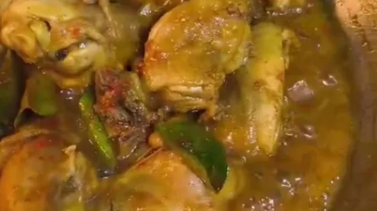 Cara Mengungkep Ayam agar Meresap dan Empuk