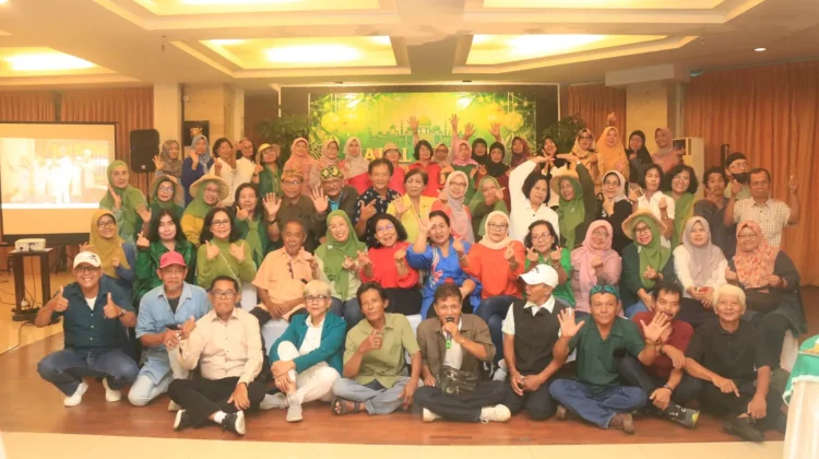Alumni Aspema 77 SMPN 5 Semarang Gelar Halalbihalal
