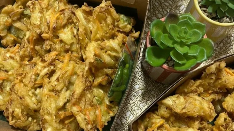 Tips Membuat Bakwan Goreng Tidak Menyerap Banyak Minyak