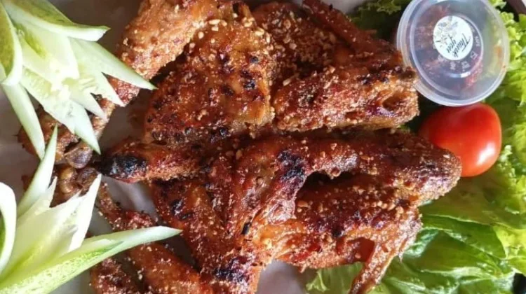 Cara Memasak Ayam Bakar Madu Utuh yang Lezat