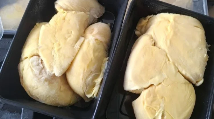 Kombinasi Menu Unik dengan Durian Montong Kupas