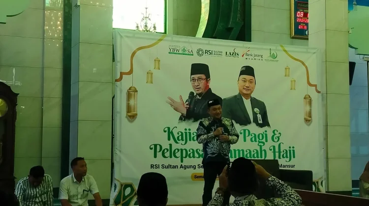 Kajian Bareng Yusuf Mansur, 8 Karyawan RSI Sultan Agung Dilepas Berangkat Haji