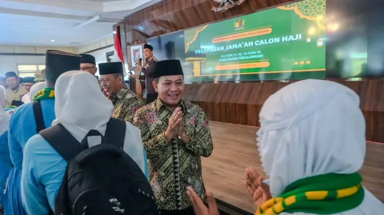 Lepas Jemaah Haji, Pemkab Pekalongan Pastikan Pelayanan Optimal