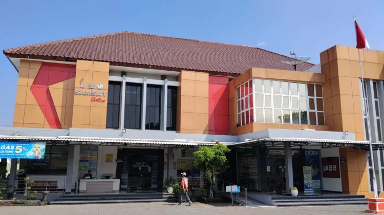 Samsat Purworejo Terapkan Pembayaran Pajak Kendaraan Tanpa KTP Pemilik Pertama