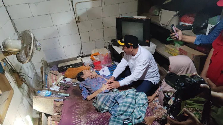 Bupati Rembang Kunjungi Mbah Kasnadi, Pastikan Solusi Terhentinya PKH
