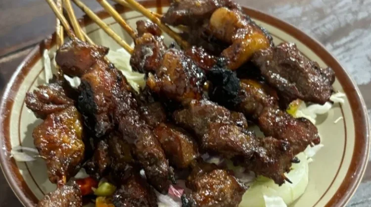 Teknik Membakar Sate Kambing agar Tidak Keras