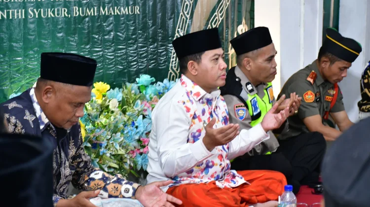 Haul Wali Tandur, Plt. Bupati Sukirman Tekankan Kerukunan Jadi Kunci Pembangunan