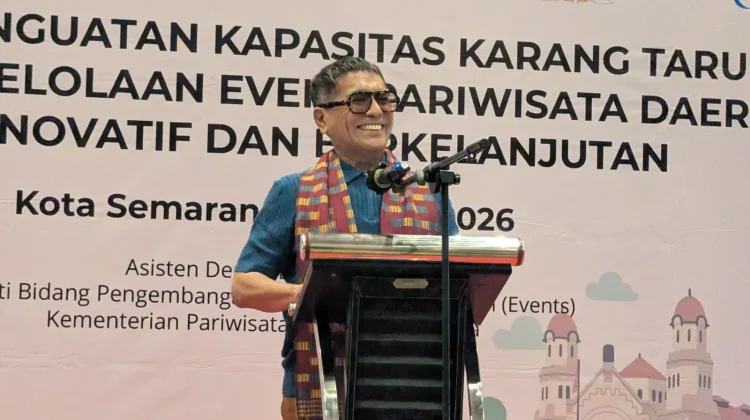Dukung Pariwisata, Samuel Wattimena Dorong Karang Taruna Hadirkan Gagasan Baru