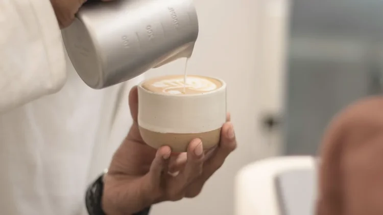 Bikin Latte Art Keren tanpa Mesin Espresso