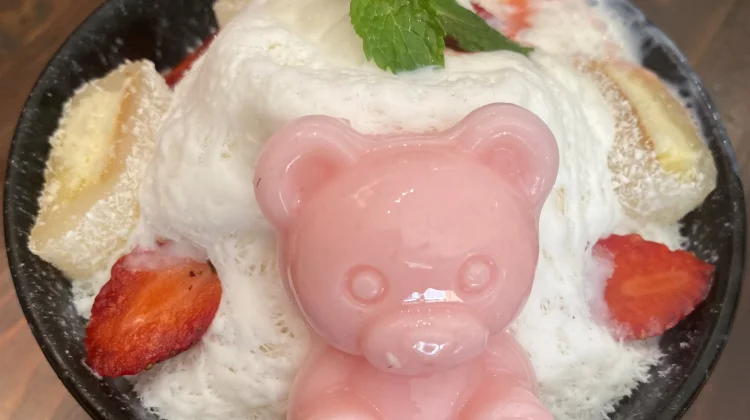 Dessert Dingin saat Cuaca Panas Melanda