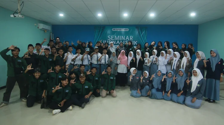 Seminar Broadcast, Pelajar di Pati Uji Nyali Jadi Reporter di Depan Kamera