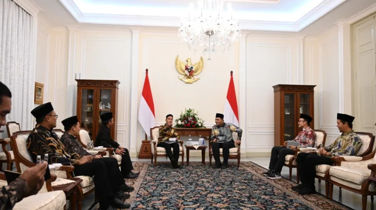 Wapres Gibran Dukung Pembangunan Pusat Literasi Digital Santri di Jateng