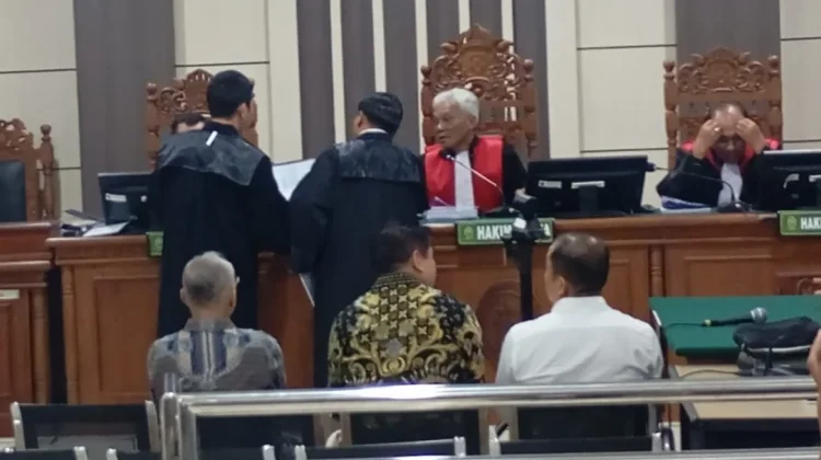 Hotman Paris: Jika Dua Bos Sritex Dipidana, Tiga Bank Tak Berhak Tagih Harta Pailit