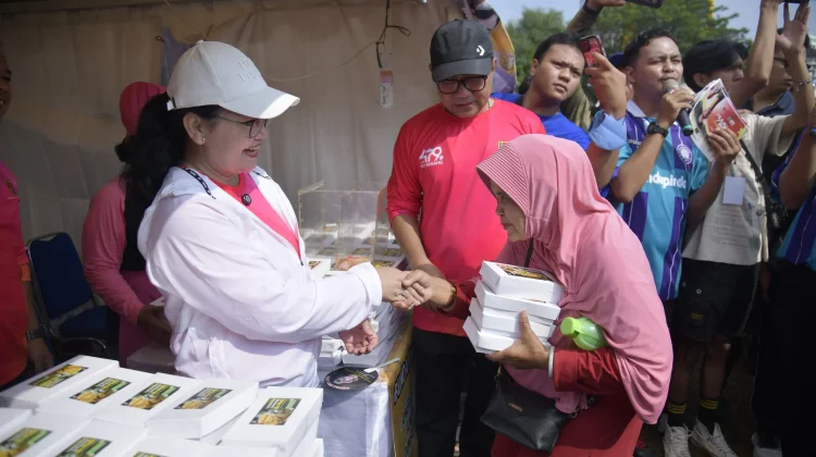 Agustina Sulap Sampah Jadi Berkah di Lumpiavaganza, Ribuan Warga Menyerbu