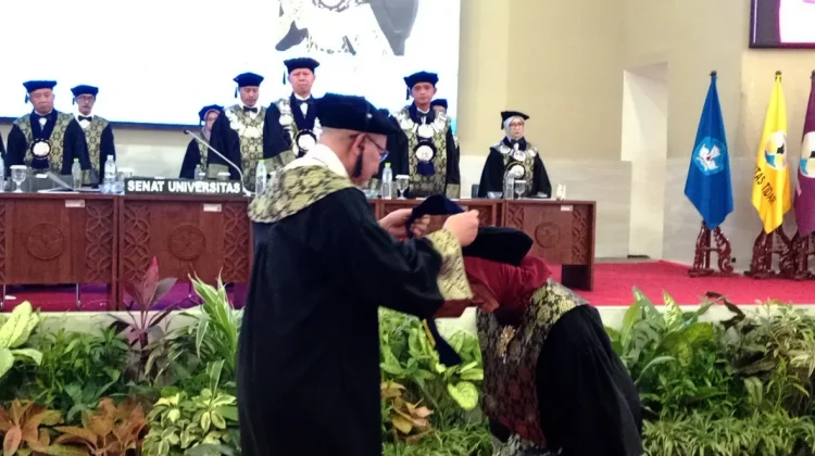 Tambah  Satu Guru Besar, Prof Mimi Mulyani Guru Besar Asli Kelima Untidar  Magelang