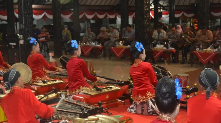 Karawitan Gaya Banyumas, Cerminan Konsep Hidup Masyarakat