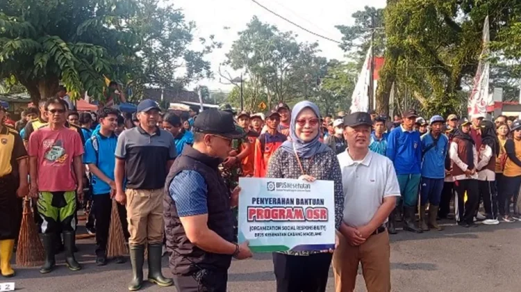 Peduli Lingkungan, BPJS Kesehatan Cabang Magelang Bantu Benih Ikan dan Pohon