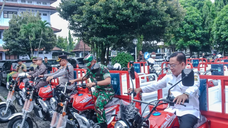 Plt Bupati Pekalongan Ingatkan Mobil Koperasi Desa Jangan Dipakai Pribadi