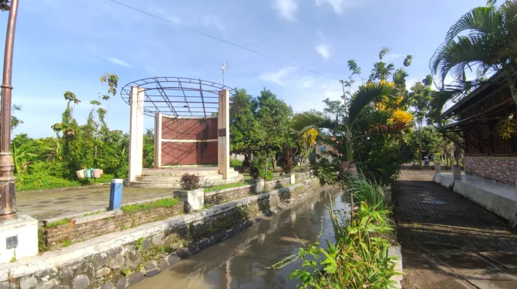 Dulu Jadi Primadona, Taman Kalireyeng Kendal Kini Mangkrak
