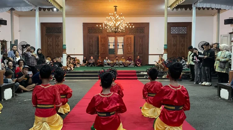 Salatiga Kenalkan Budaya dan UMKM ke Peserta HOH dari 12 Negara