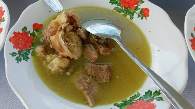 Rahasia Kuah Tengkleng Kambing yang Gurih